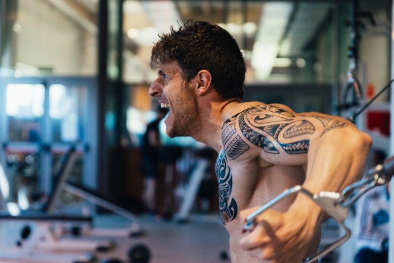 Gym - pielęgnacja tatuaży a sport